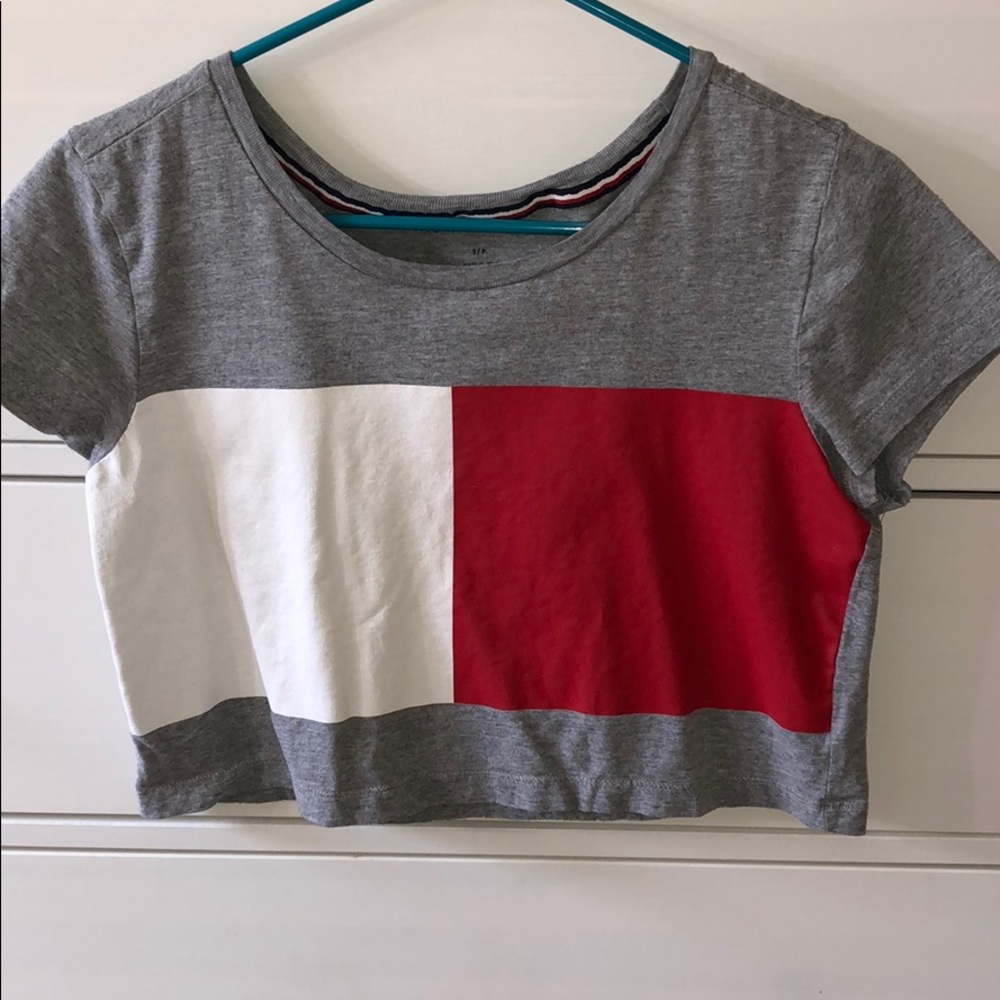Tommy Hilfiger crop top
